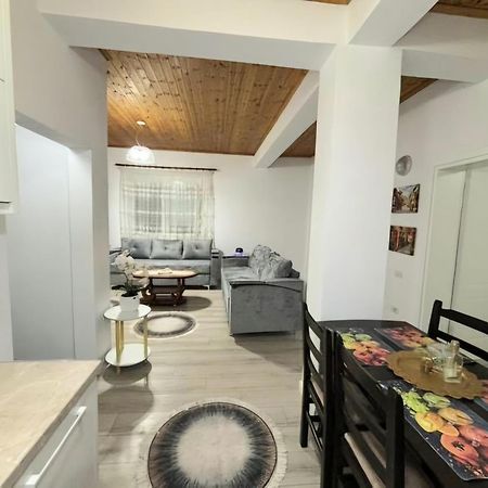 Villa Likaj Berat Extérieur photo