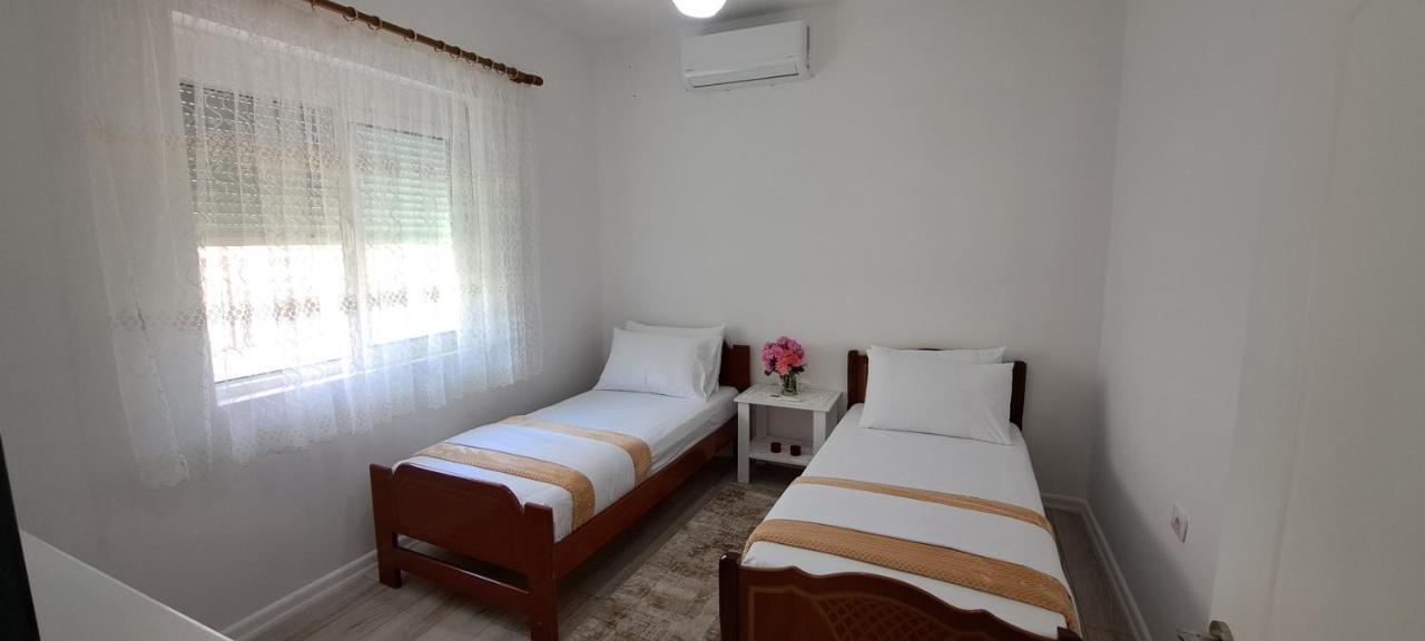 Villa Likaj Berat Extérieur photo