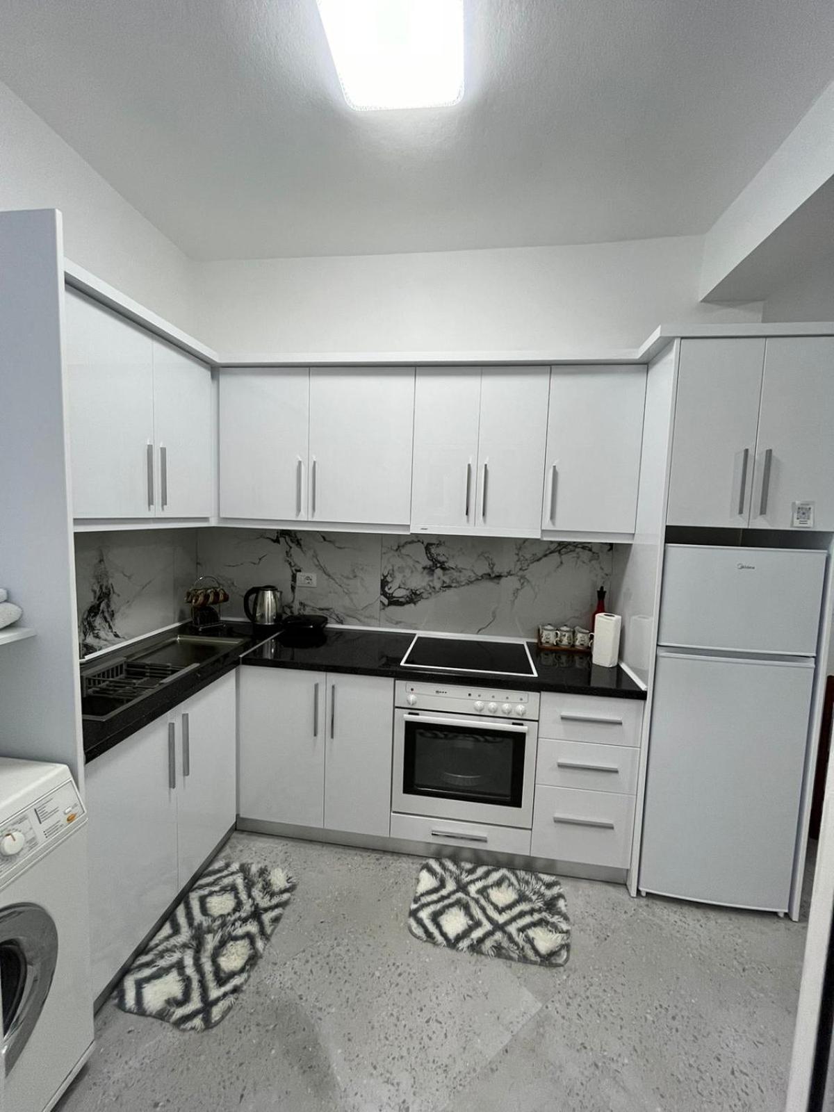 Villa Likaj Berat Extérieur photo